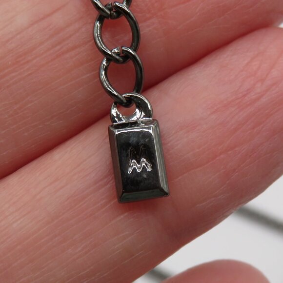 Melania Trump Metallic Black Crystal Necklace - Picture 6 of 10